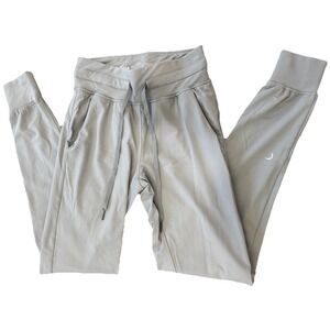 Zyia‎ Active Women's Ascend Joggers Size Small Camel Gray Nylon Spandex Pants